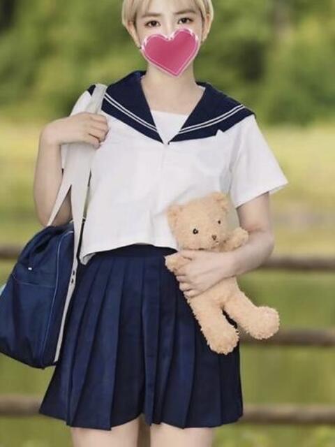 日暮里デリヘルの姫が恋したパンティー泥棒のれいねちゃん