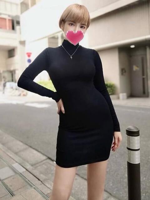 日暮里デリヘルの姫が恋したパンティー泥棒のれいねちゃん