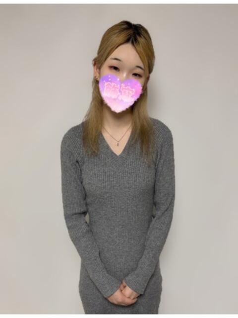 日暮里デリヘルの飾窓のザクロちゃん