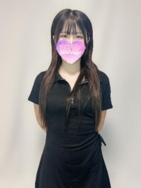 日暮里デリヘルの飾窓のカスミソウちゃん
