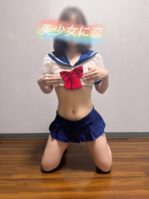 日暮里アジアンデリヘルの美少女に恋のニーナちゃん