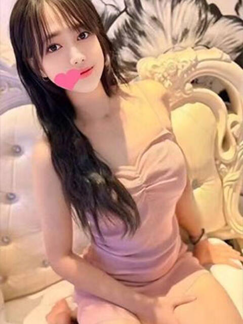 日暮里アジアンデリヘルのラブハーレムのリリーちゃん