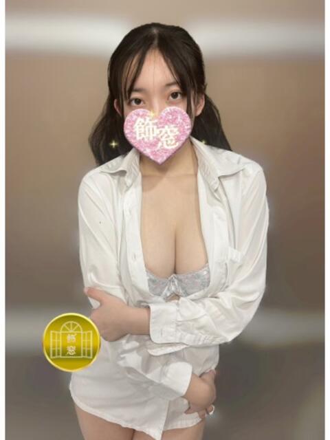 日暮里デリヘルの飾窓のビオラちゃん（JP）