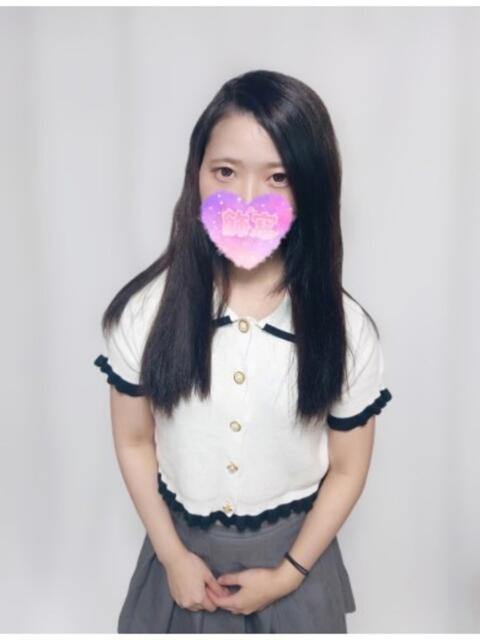 日暮里デリヘルの飾窓のムクゲちゃん（JP）