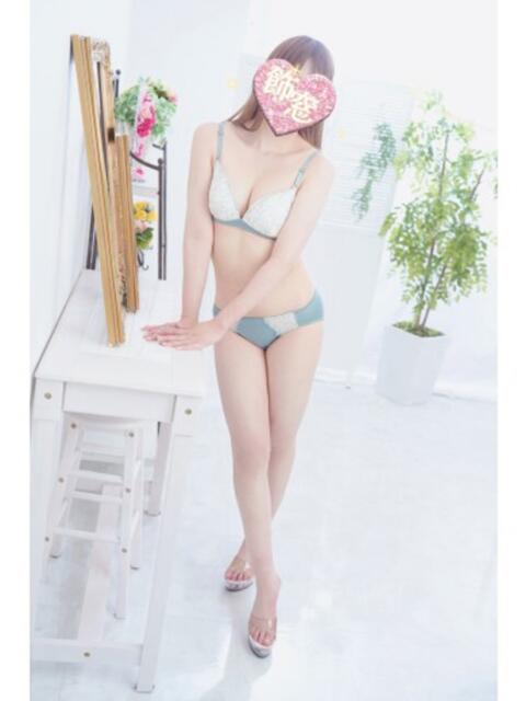 日暮里デリヘルの飾窓のキュラスちゃん（JP)