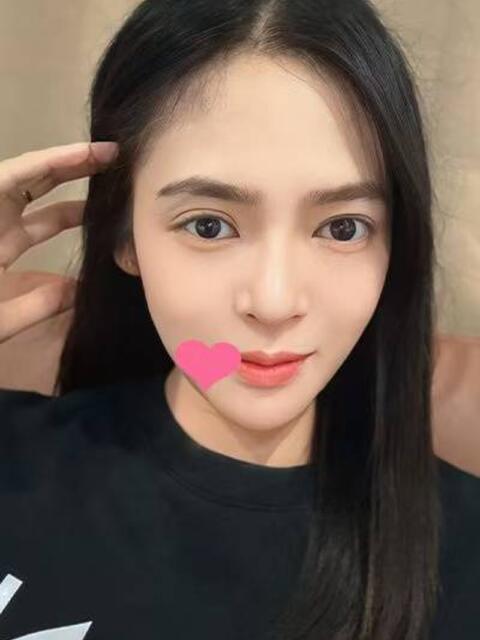 日暮里アジアンデリヘルのラブハーレムのルイーズちゃん