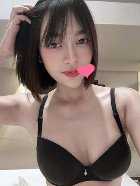 日暮里アジアンデリヘルのラブハーレムのアルマちゃん