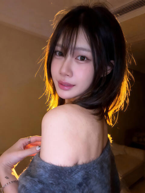 日暮里アジアンデリヘルのブリスのアイナちゃん