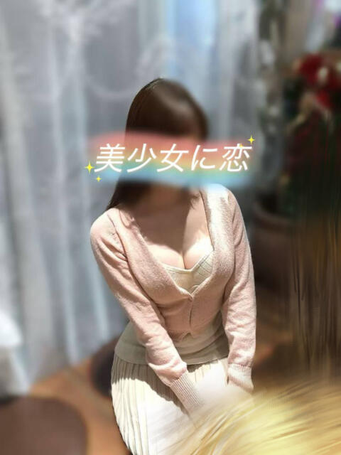 日暮里アジアンデリヘルの美少女に恋のローズちゃん