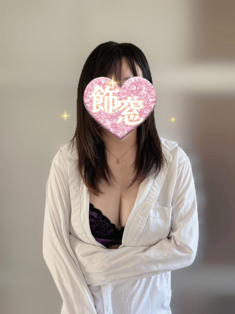 日暮里デリヘルの飾窓のカリンちゃん（JP)