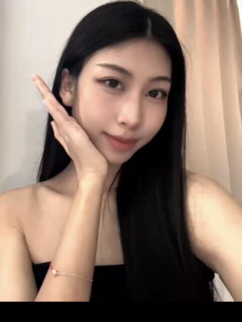 日暮里アジアンデリヘルの私のブラジャーどこいった？のラベンダーちゃん